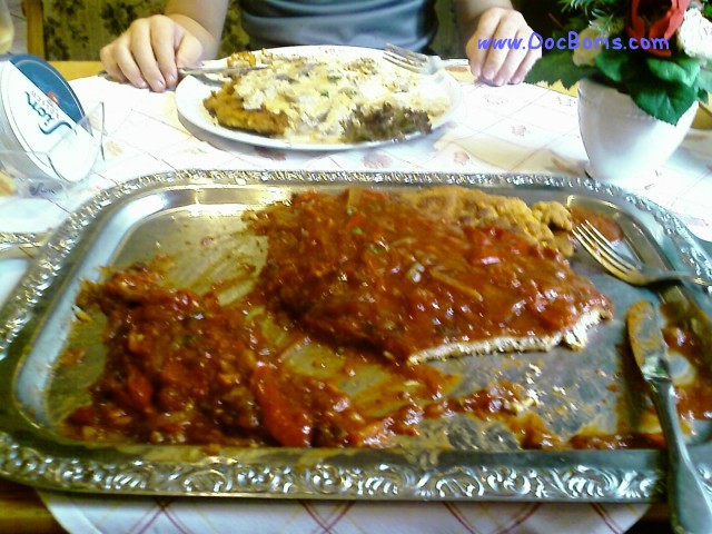 Vom XXXL Schnitzel ist noch ein XXL Schnitzel �brig geblieben